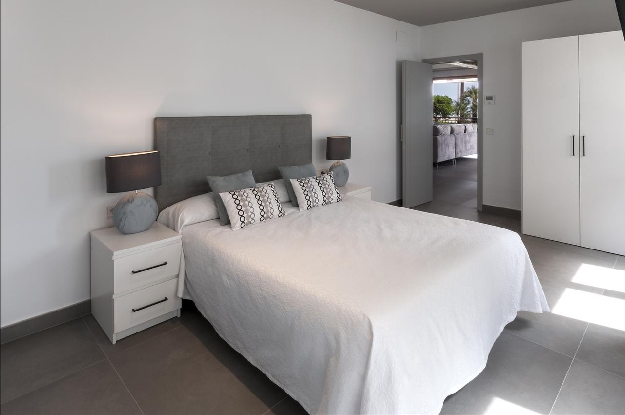 Ag Casa Del Mar Premium Apartment Gandia Exterior photo